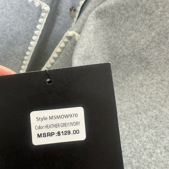 Marc New York Light Gray Women's Cape with Cream Trim - Picture 4 of 6